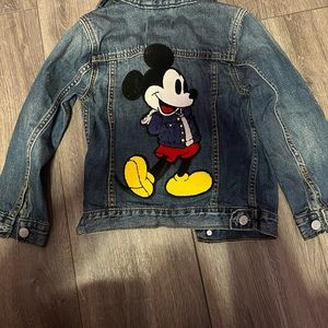 Baby gap size 5 Disney